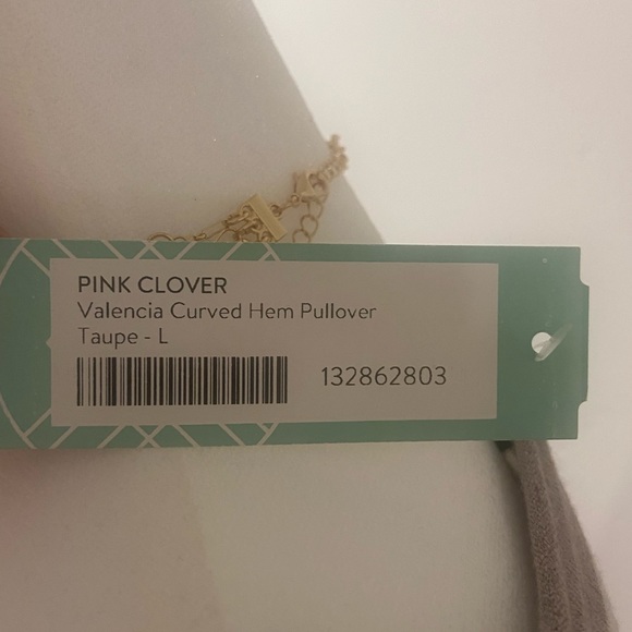 NWT. Pink Clover 3/4 sleeve light weight sweater. Large. Stitch fix exclusive. - Picture 4 of 4